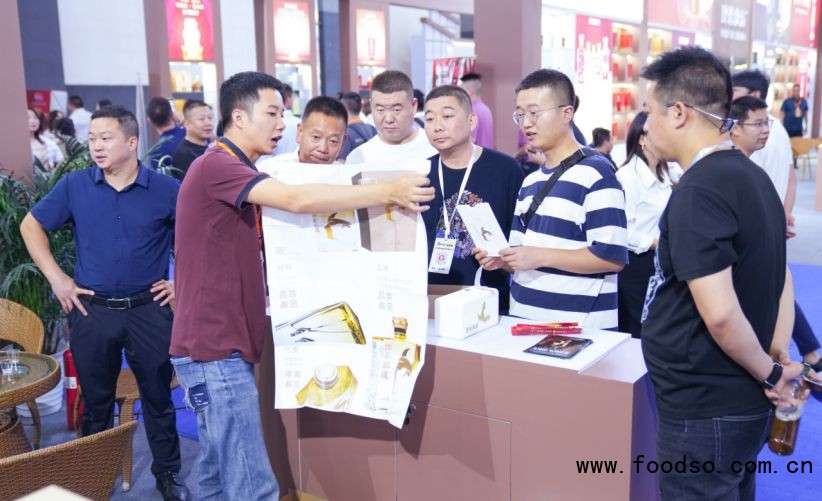 如何让全世界爱上仁怀产区？酣客君丰王为酒博会&ldquo;指点江山&rdquo;